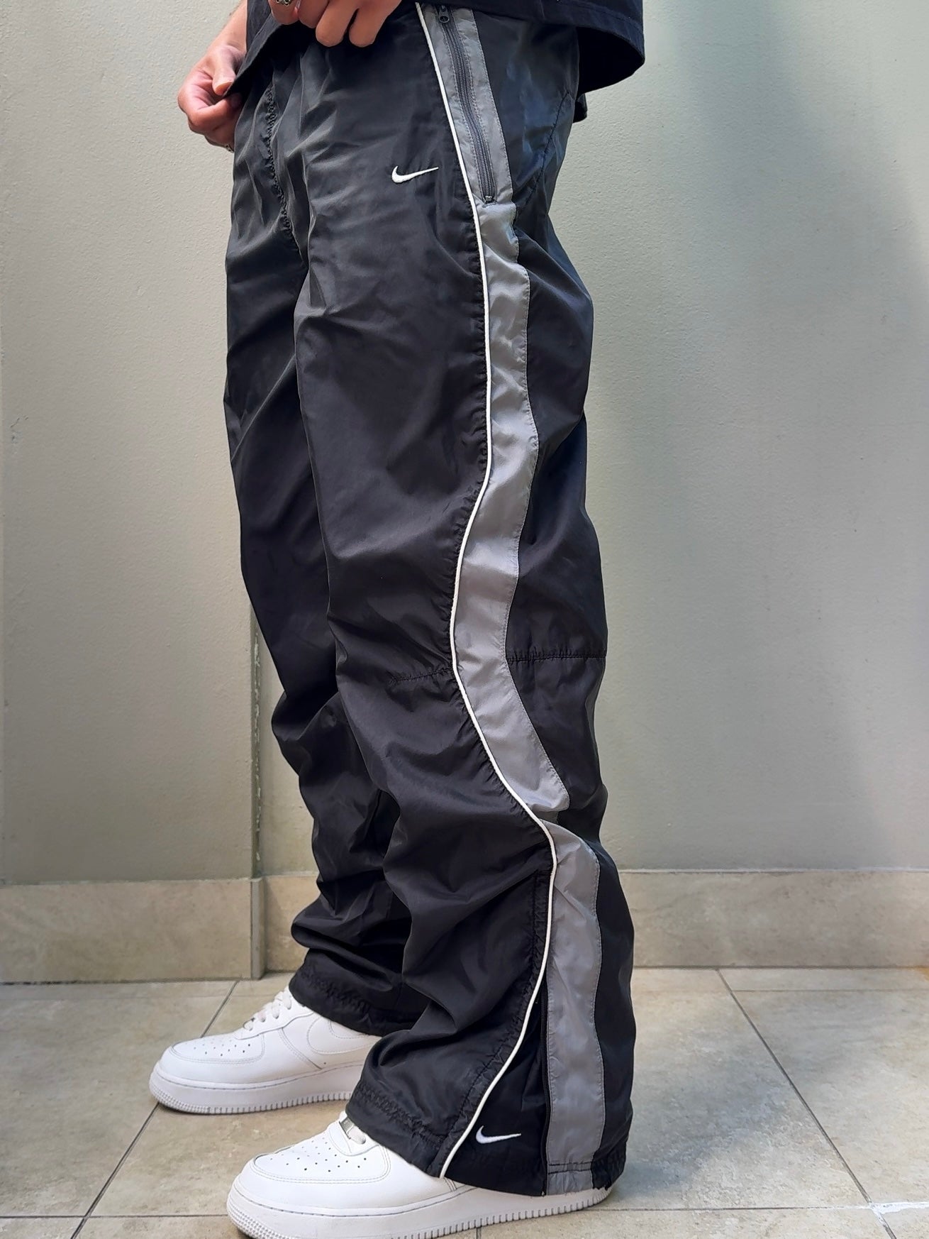 Nike Vintage Track Pants SUPER RARE 2000s (M)