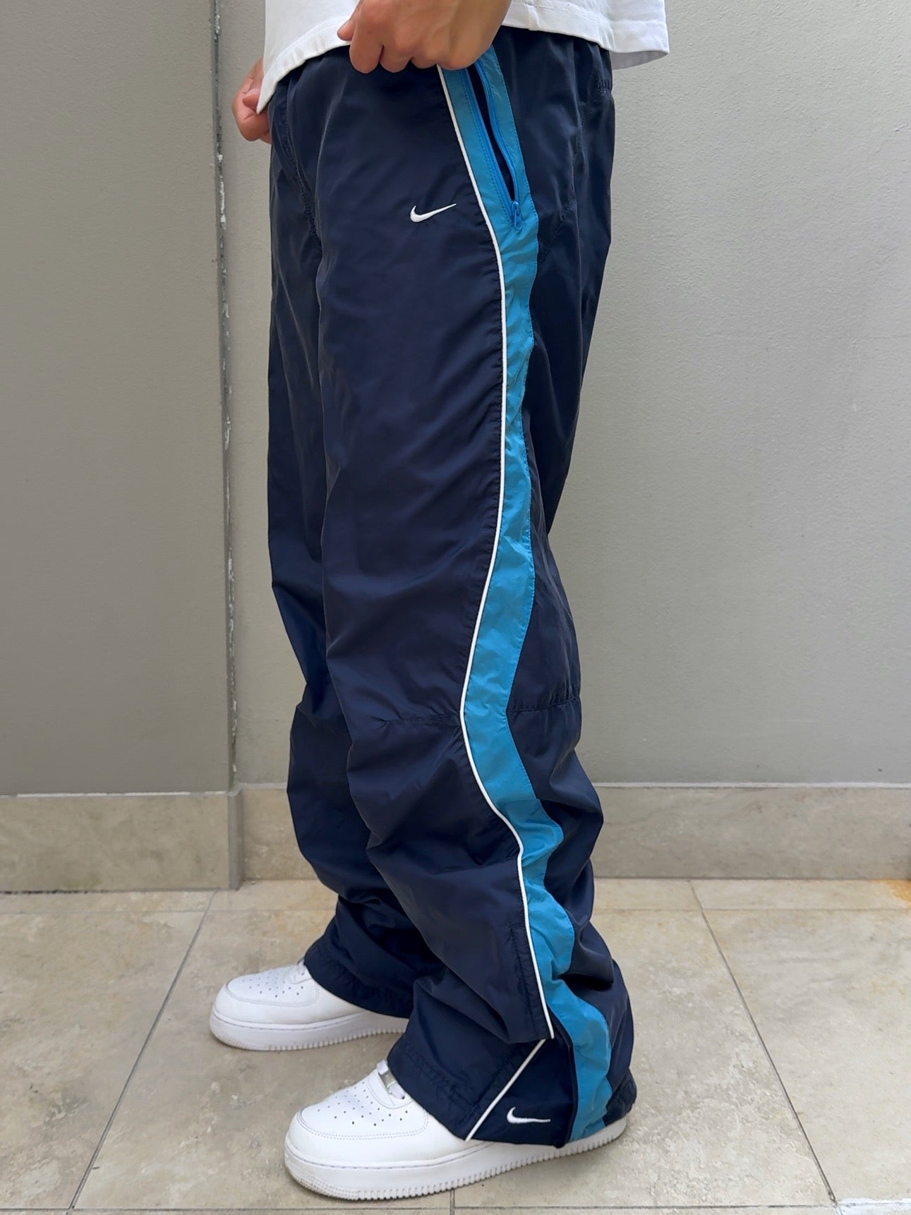 Nike Vintage Track Pants SUPER RARE 2000s (M)