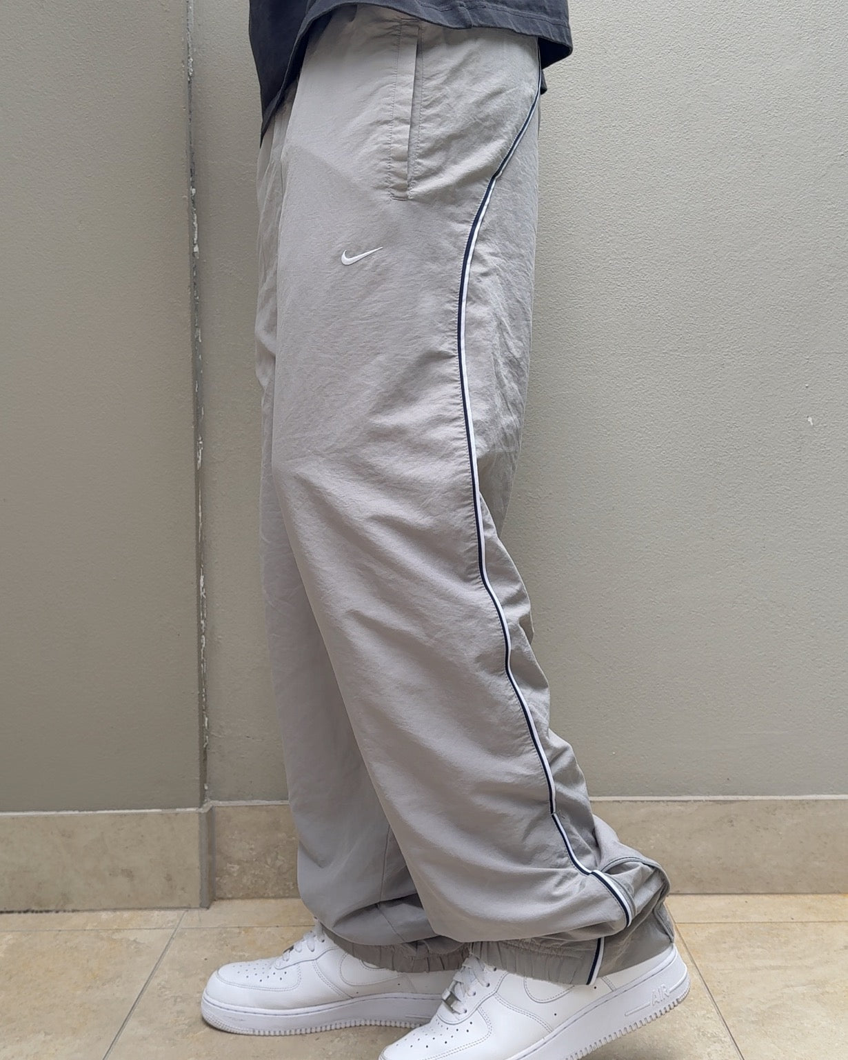 Nike Vintage Track Pants RARE 2000s (M)
