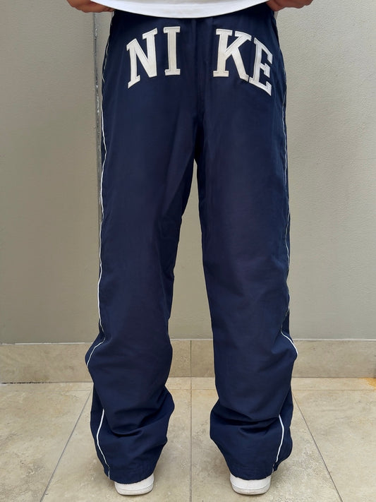 Nike Vintage Track Pants SUPER RARE 2000s (M)