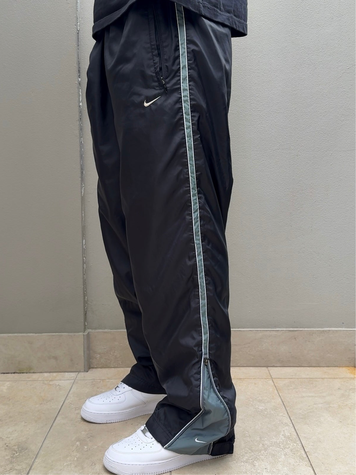 Nike Vintage Track Pants SUPER RARE 1990s (XL)