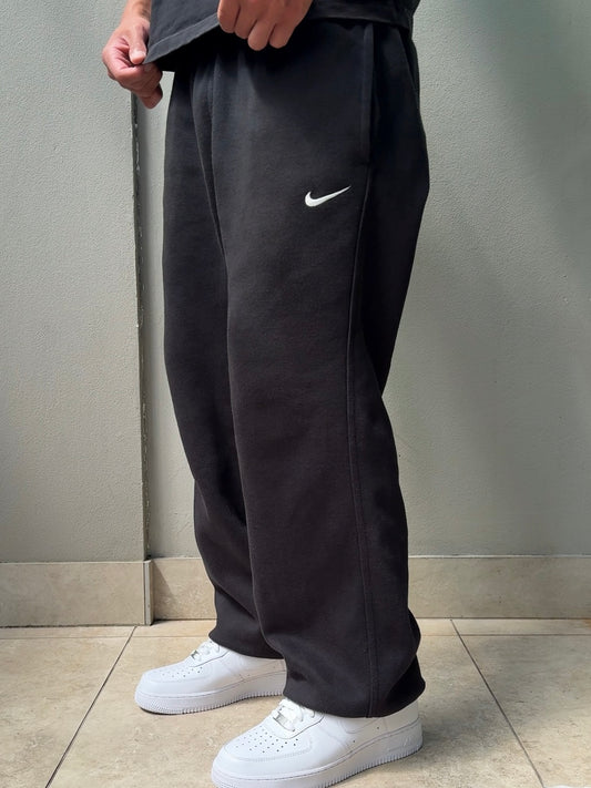 Nike Baggy Joggers (M)