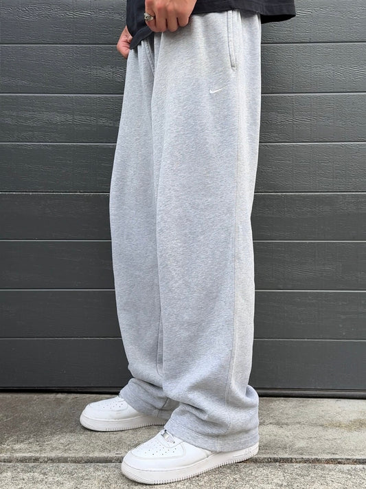 (XL) Nike Baggy Joggers Grey Open Leg