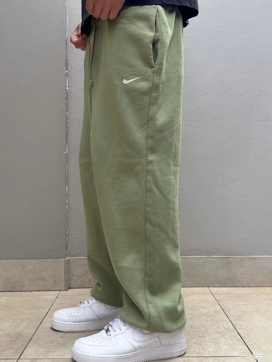 Nike Baggy Joggers (S)