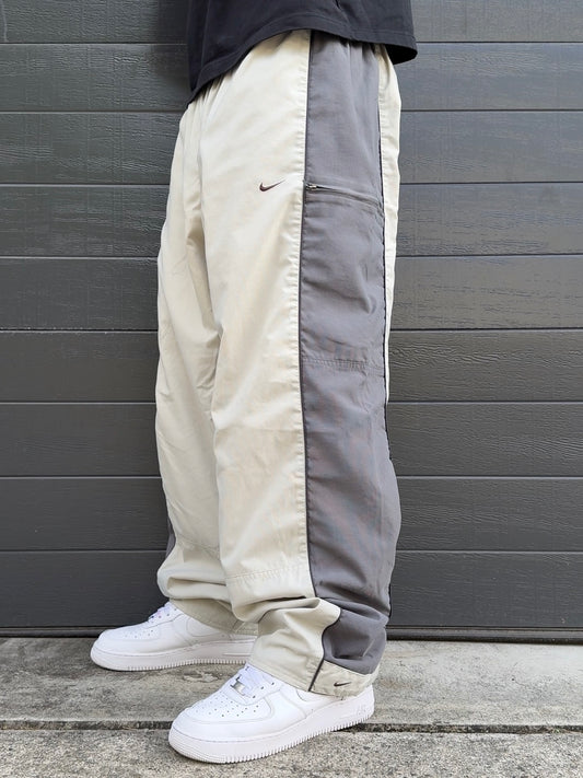 Nike Vintage Track Pants SUPER RARE 1990s (XL)
