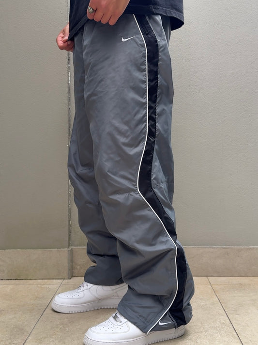 Nike Vintage Track Pants SUPER RARE 2000s (XL)