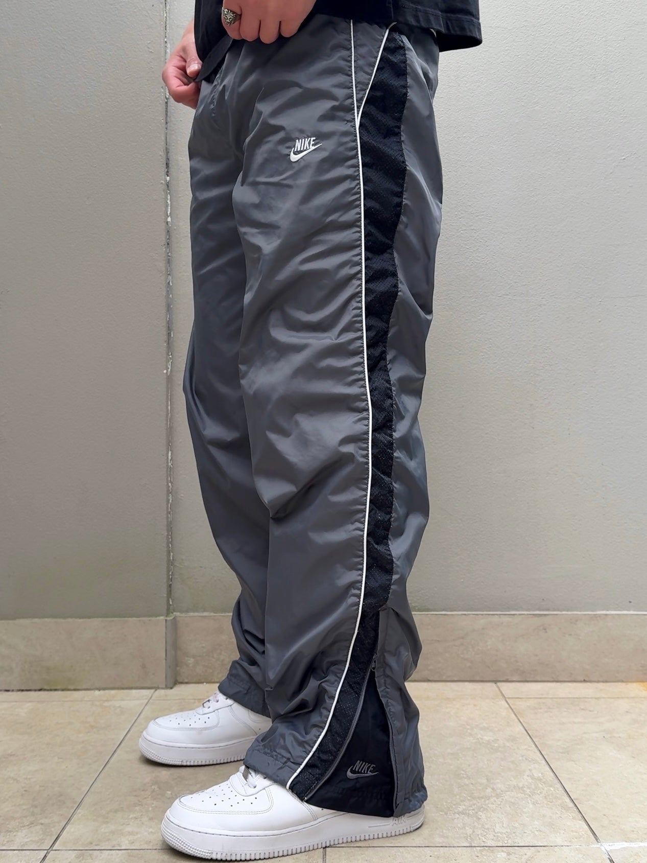 Nike Vintage Track Pants RARE 2000s (M)