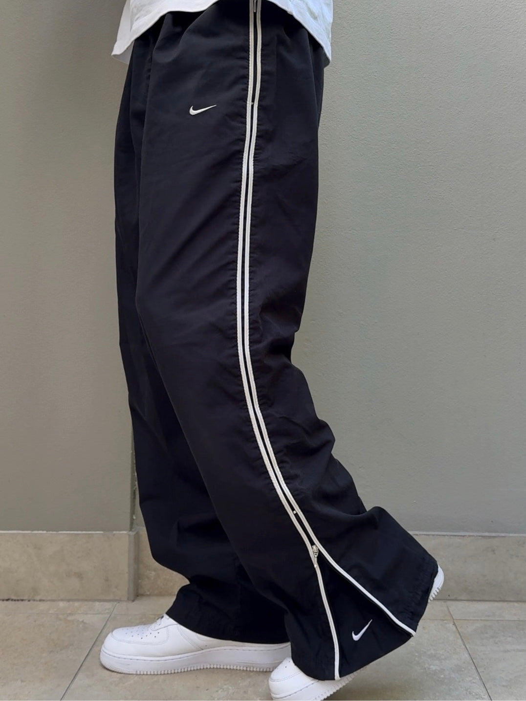 Nike Vintage Track Pants BNWT SUPER RARE 2000s Black (XL)