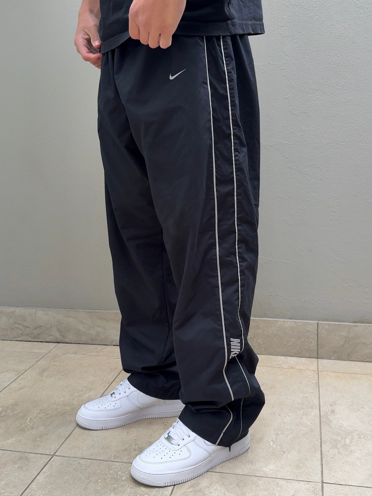 Nike Vintage Track Pants RARE 2000s (L)