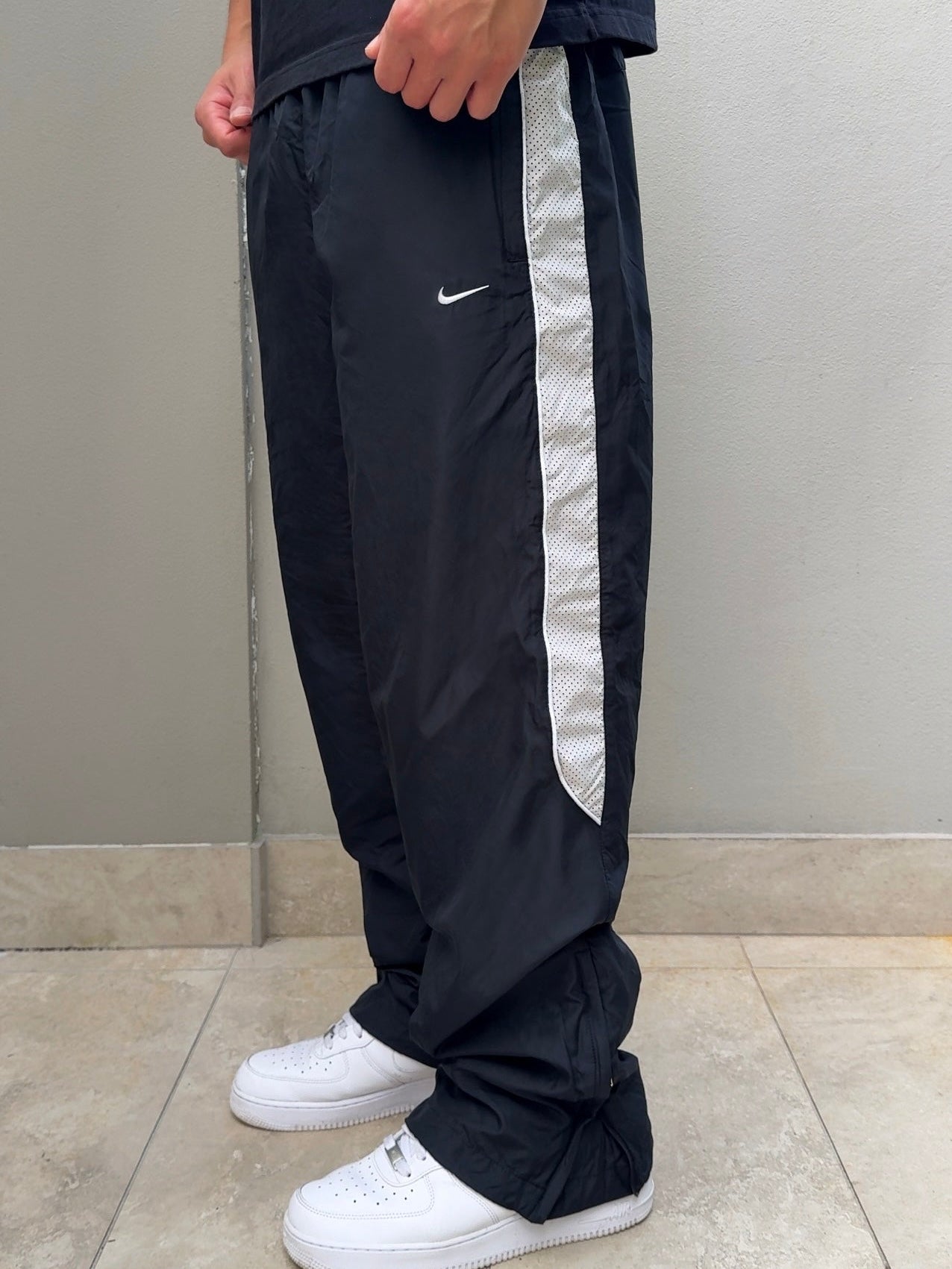 Nike Vintage Track Pants RARE 2000s Black (M)