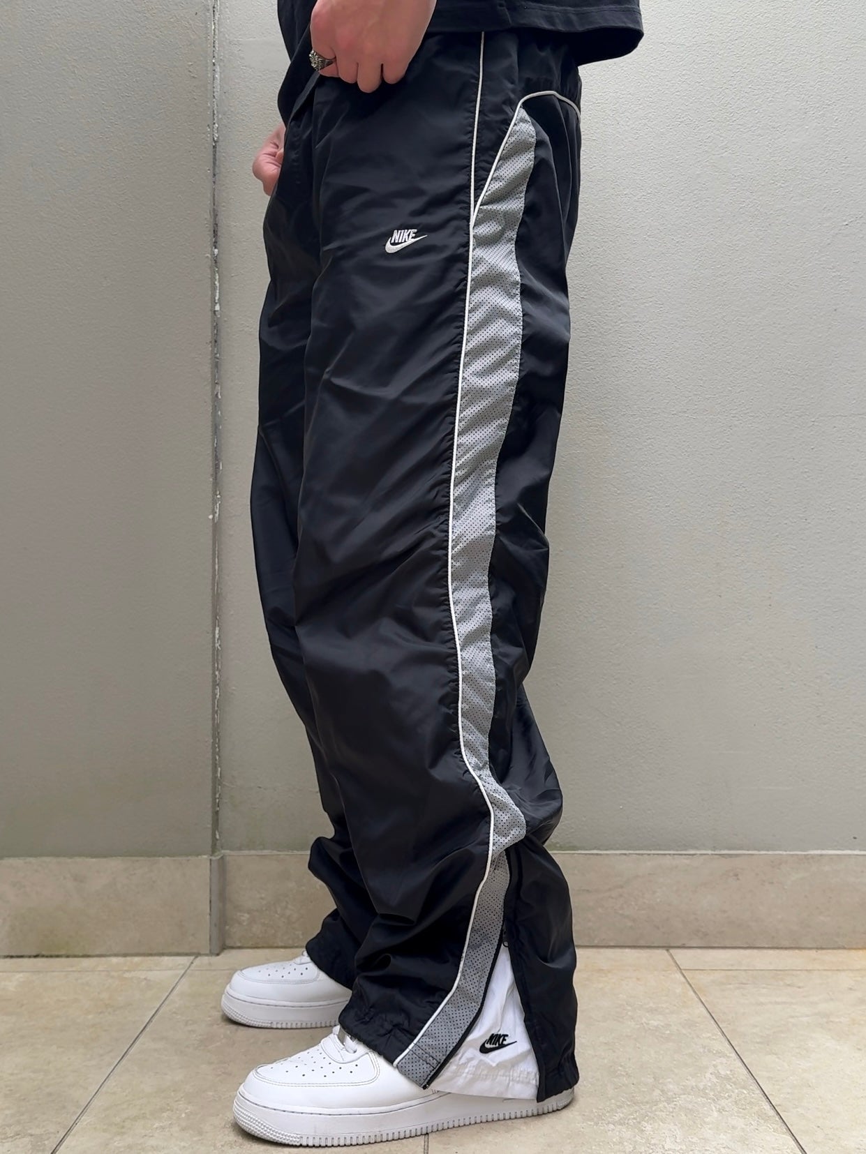 Nike Vintage Track Pants RARE 2000s (L)