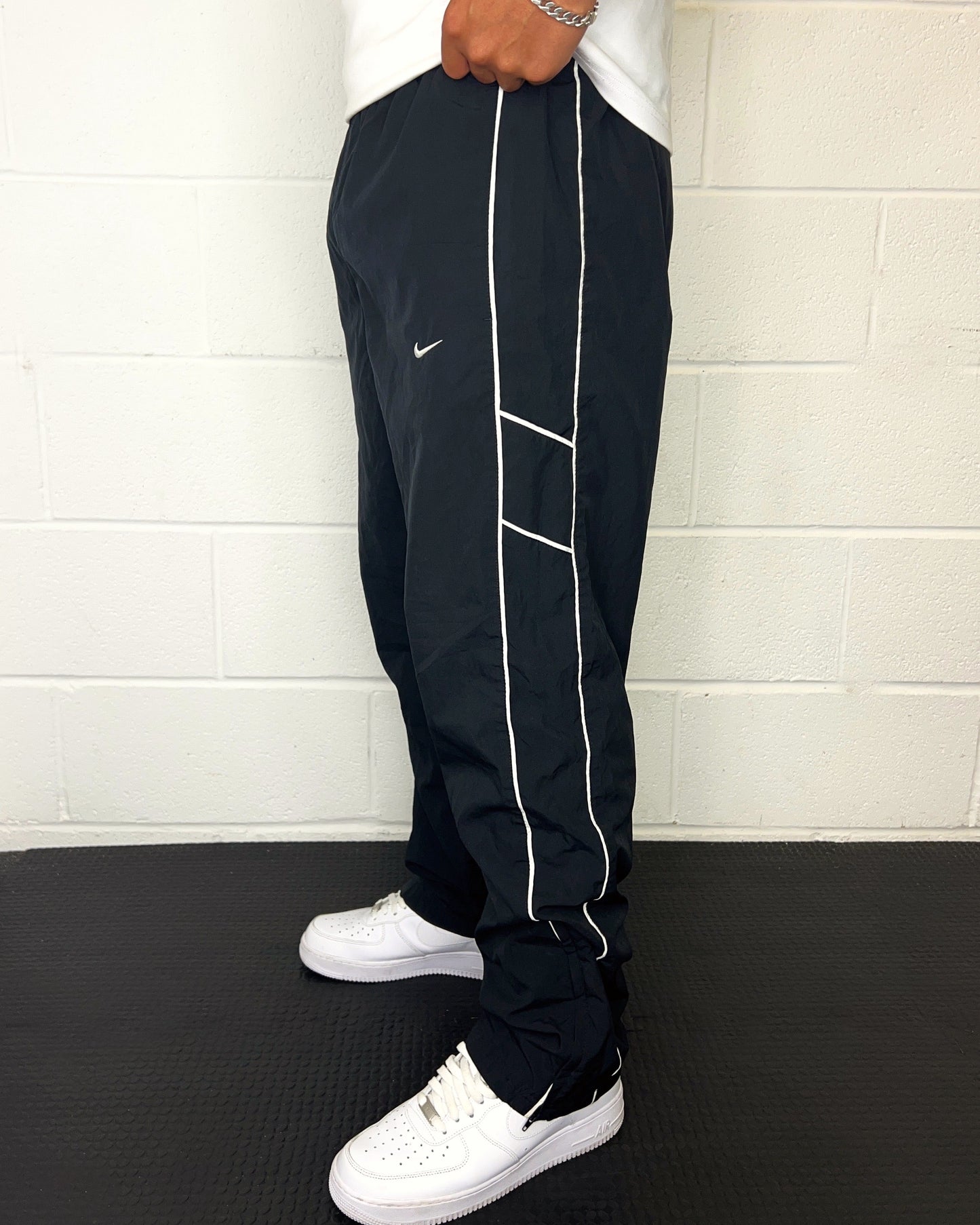 Nike Vintage Track Pants RARE 2000s (M)