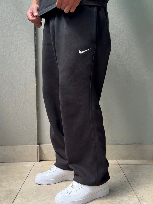 Nike Baggy Joggers (M)