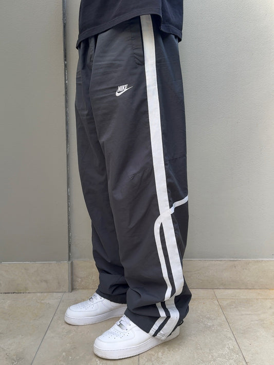 Nike Vintage Track Pants RARE 2000s (XL)