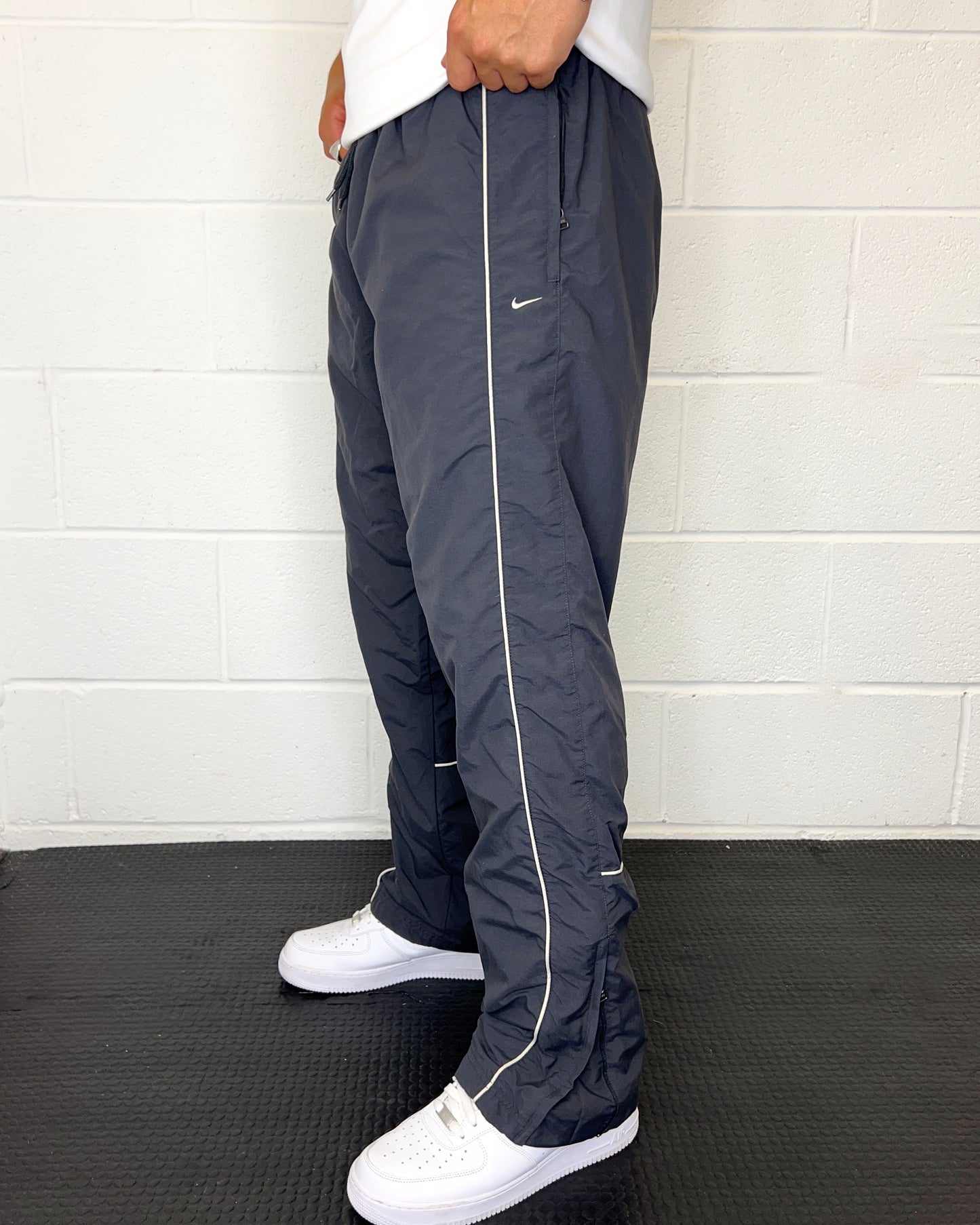 Nike Vintage Track Pants RARE 2000s (M)