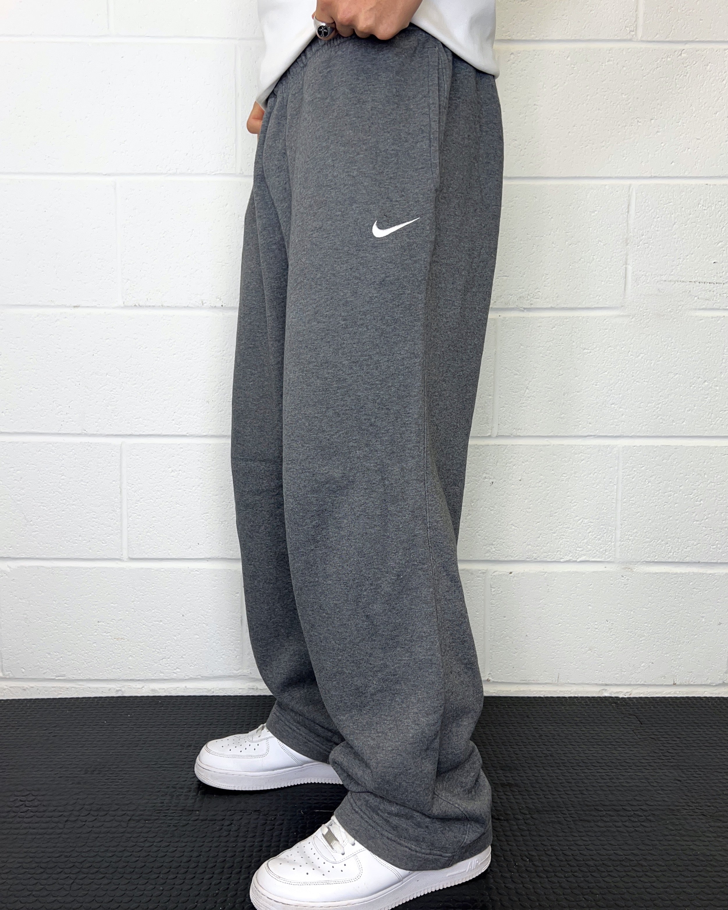 Nike vintage sweats online