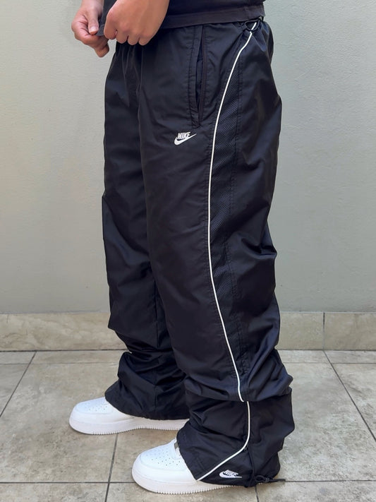 (L) - SUPER RARE Vintage Nike Track Pants Black | Y2K 2000s