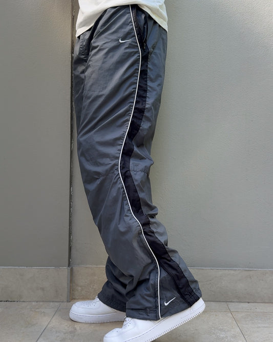 Nike Vintage Track Pants SUPER RARE 2000s (L)