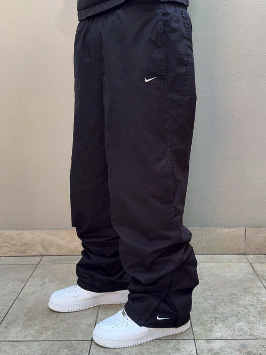 SUPER RARE Vintage Nike Track Pants Black | Y2K 2000s (M)